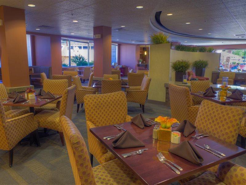 Holiday Inn Express & Suites Phoenix - Midtown, An Ihg Hotel Zewnętrze zdjęcie