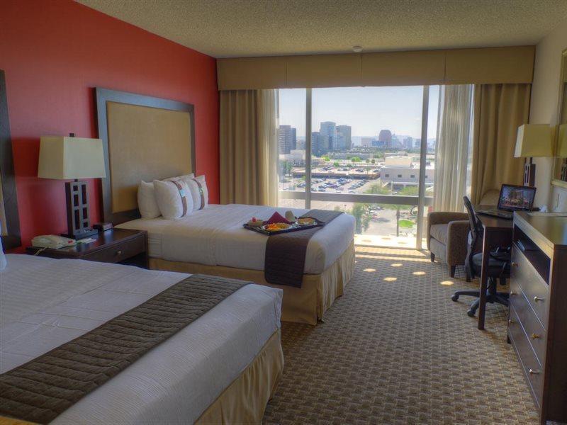 Holiday Inn Express & Suites Phoenix - Midtown, An Ihg Hotel Zewnętrze zdjęcie
