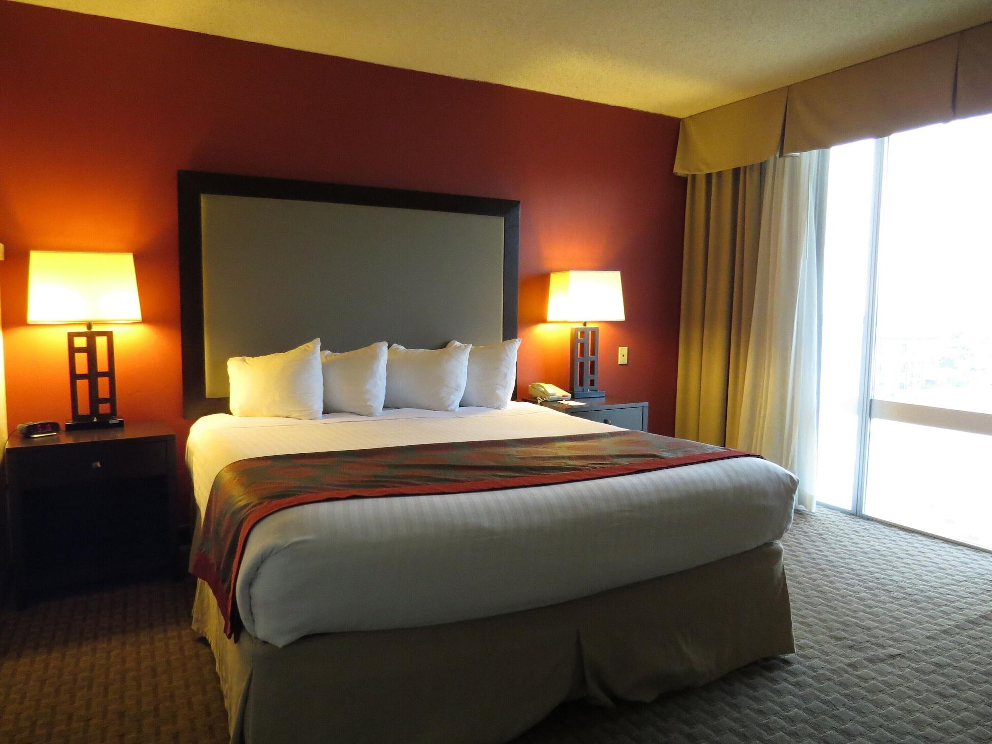 Holiday Inn Express & Suites Phoenix - Midtown, An Ihg Hotel Zewnętrze zdjęcie